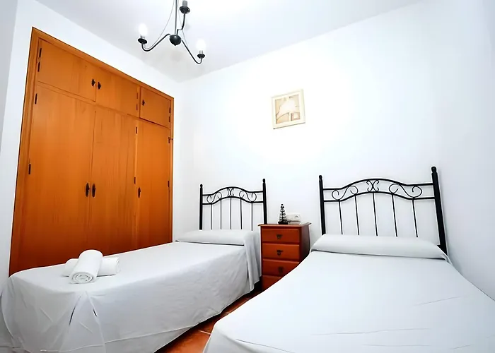 Casa Con Jardin Privado Piscina Compartida Garaje Incluido Conil De La Frontera