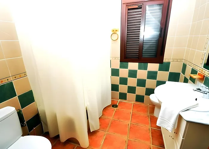 Casa Con Jardin Privado Piscina Compartida Garaje Incluido Conil De La Frontera