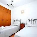 Casa Con Jardin Privado Piscina Compartida Garaje Incluido קוניל דה לה פרונטרה