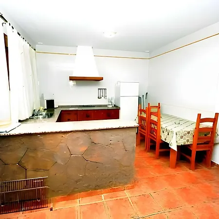 Casa Con Jardin Privado Piscina Compartida Garaje Incluido