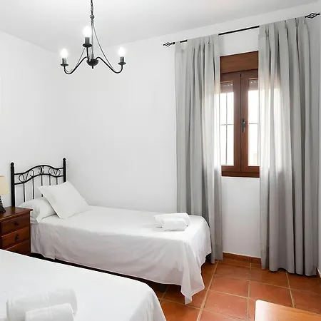 Casa Con Jardin Privado Piscina Compartida Garaje Incluido דירה קוניל דה לה פרונטרה