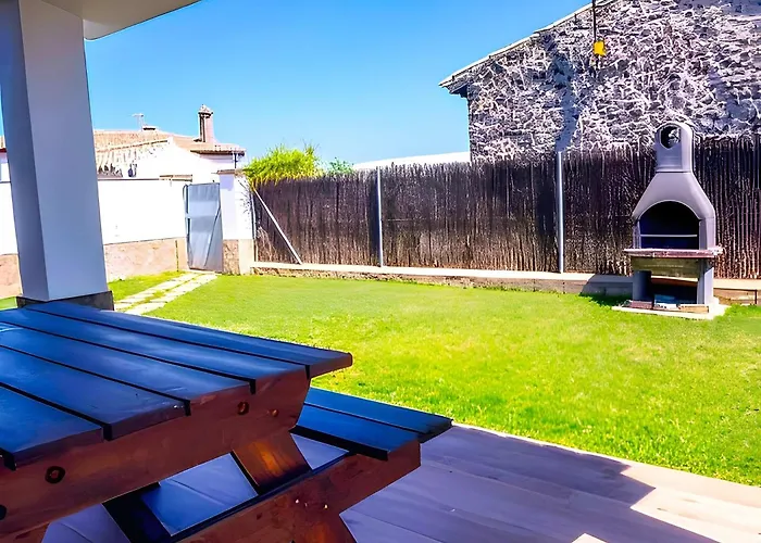 Apartman Casa Con Jardin Privado Piscina Compartida Garaje Incluido